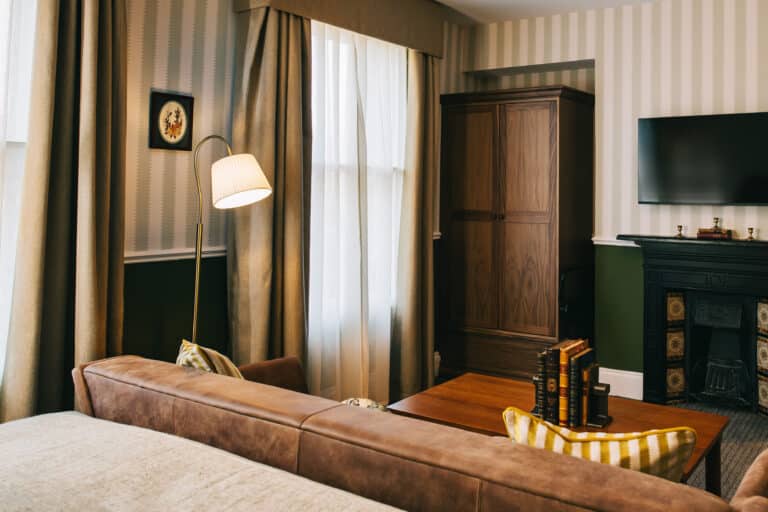 hotel bedroom storage